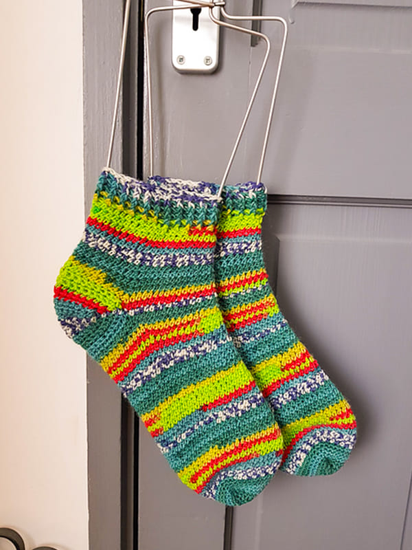 Colourful Easy Crochet Socks For Adults