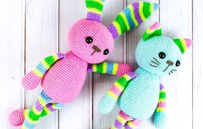 stripy-rabbit-free-amigurumi-pattern-2020